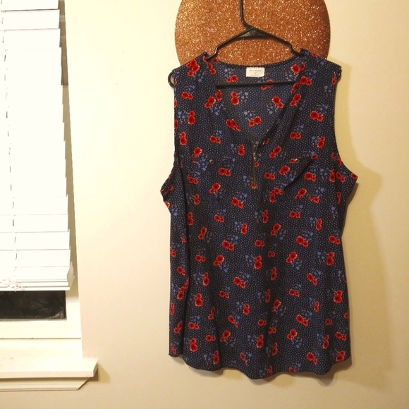 Women's PLUS sleeveless blouse - Picture 1 of 5